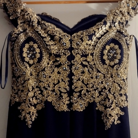 Navy Blue & Gold Prom Dress XS - Picture 3 of 4